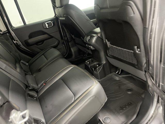 new 2025 Jeep Gladiator car, priced at $42,226