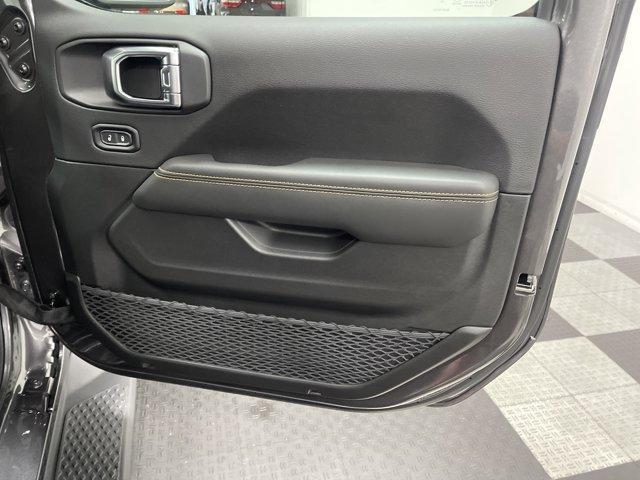 new 2025 Jeep Gladiator car, priced at $42,226
