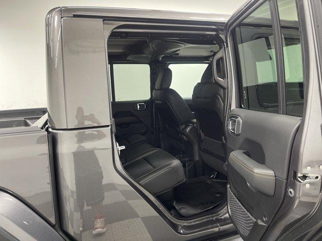 new 2025 Jeep Gladiator car, priced at $42,226