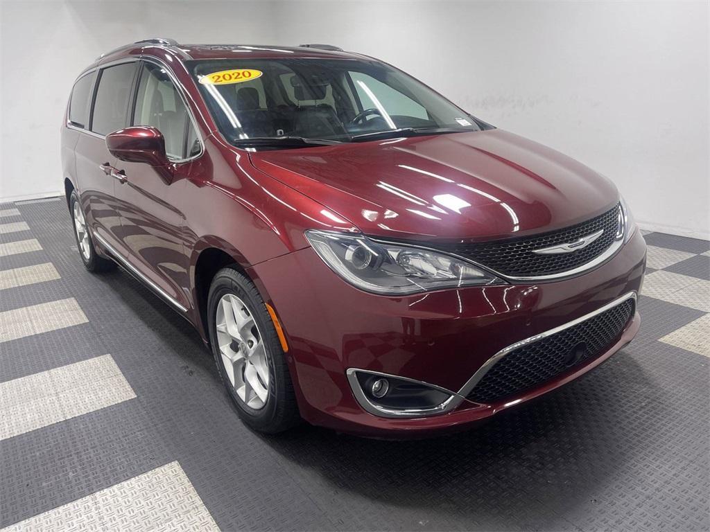 used 2020 Chrysler Pacifica car, priced at $24,325