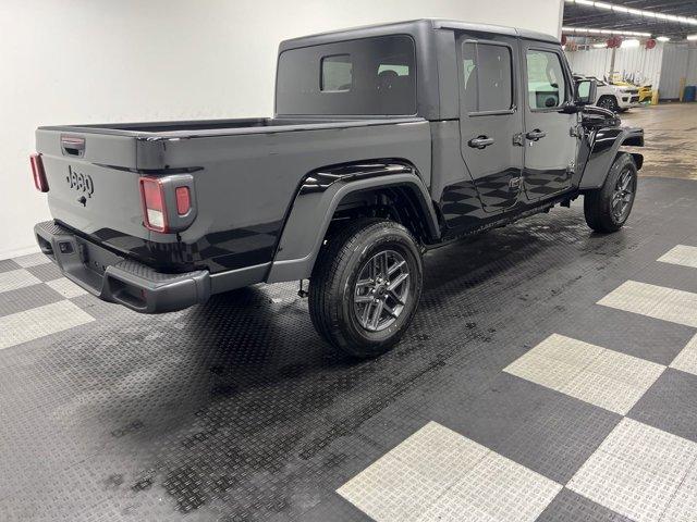 new 2024 Jeep Gladiator car, priced at $41,273