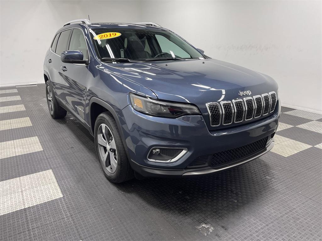 used 2019 Jeep Cherokee car, priced at $21,586