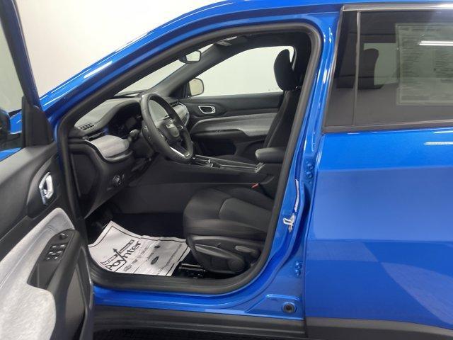 new 2025 Jeep Compass car, priced at $28,490