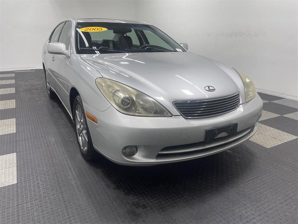 used 2005 Lexus ES 330 car, priced at $4,700