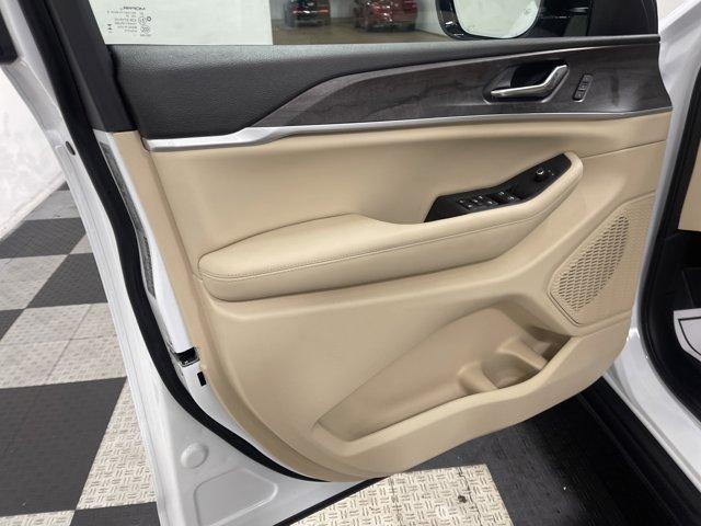 new 2025 Jeep Grand Cherokee L car, priced at $49,080