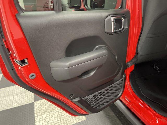 new 2025 Jeep Gladiator car, priced at $41,303