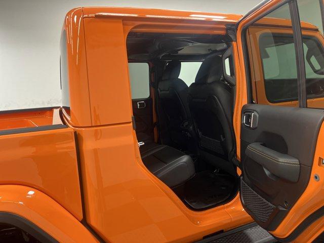 new 2025 Jeep Gladiator car, priced at $44,627