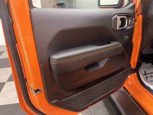 new 2025 Jeep Gladiator car, priced at $44,627