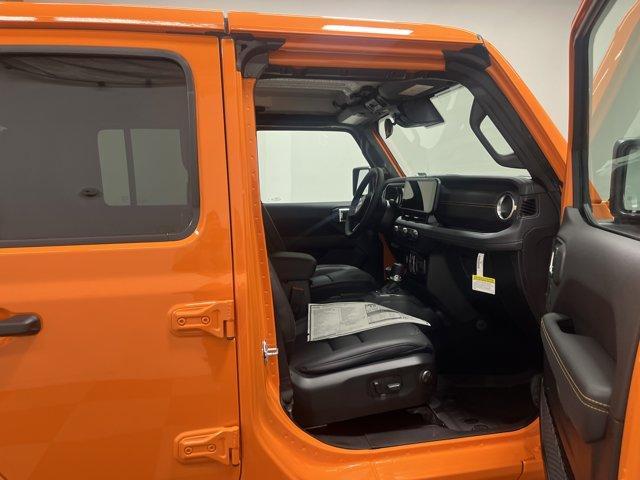 new 2025 Jeep Gladiator car, priced at $44,627