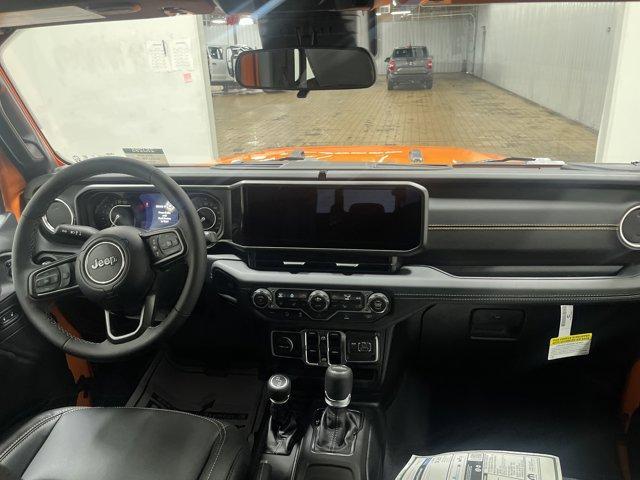 new 2025 Jeep Gladiator car, priced at $44,627