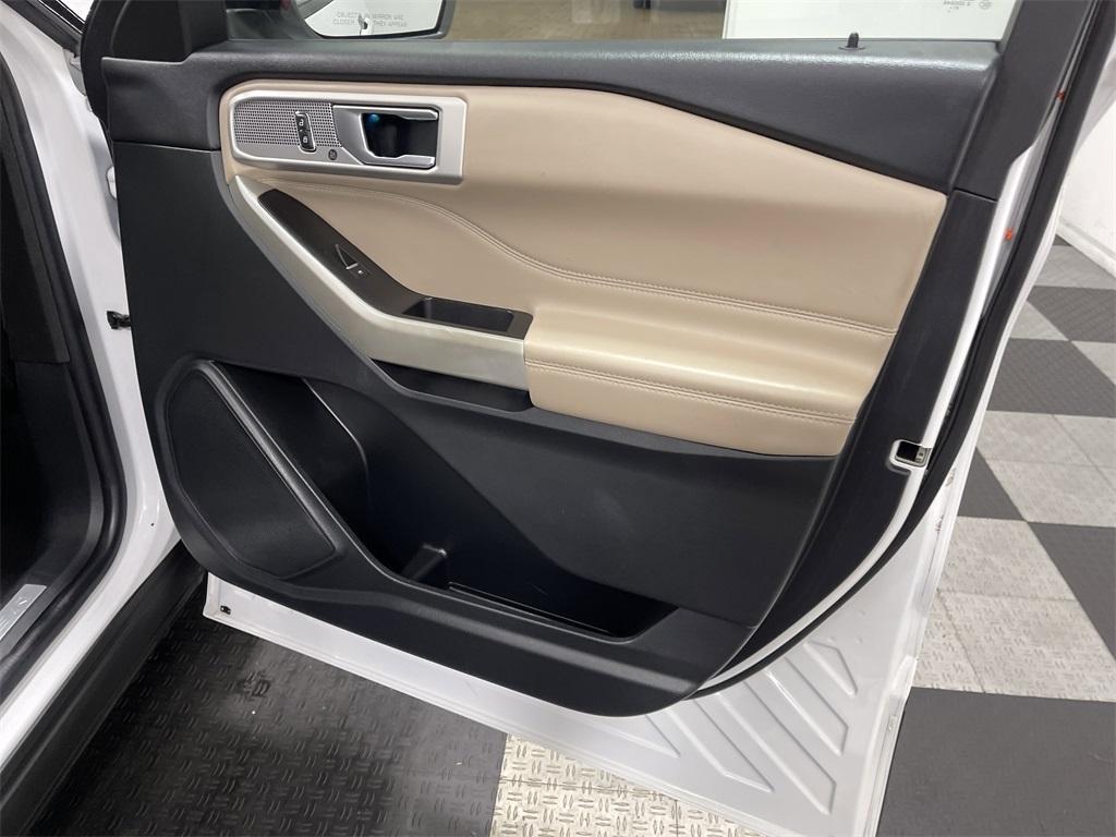 used 2022 Ford Explorer car, priced at $28,372