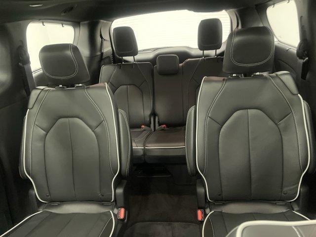 new 2025 Chrysler Pacifica car, priced at $46,626