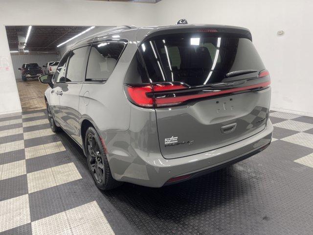new 2025 Chrysler Pacifica car, priced at $46,626