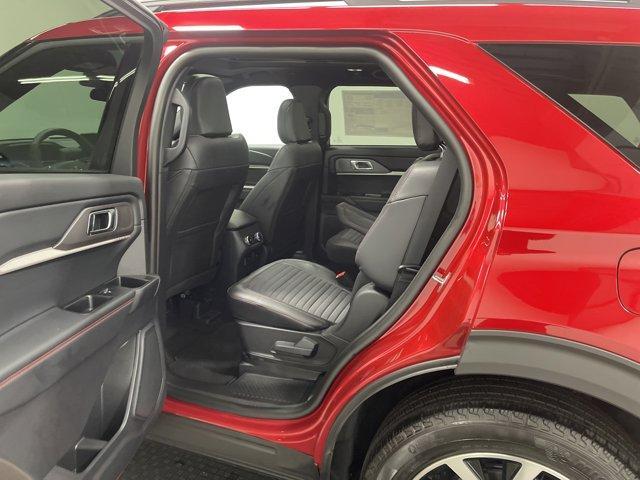 new 2025 Ford Explorer car, priced at $47,950
