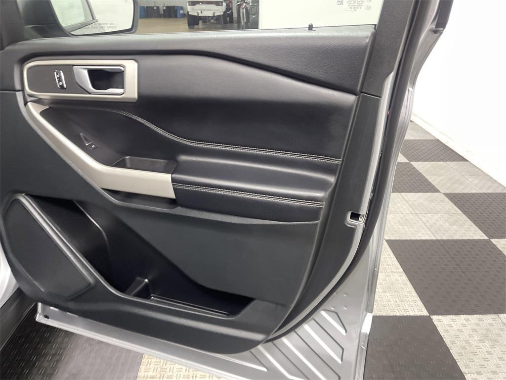 used 2023 Ford Explorer car, priced at $26,654