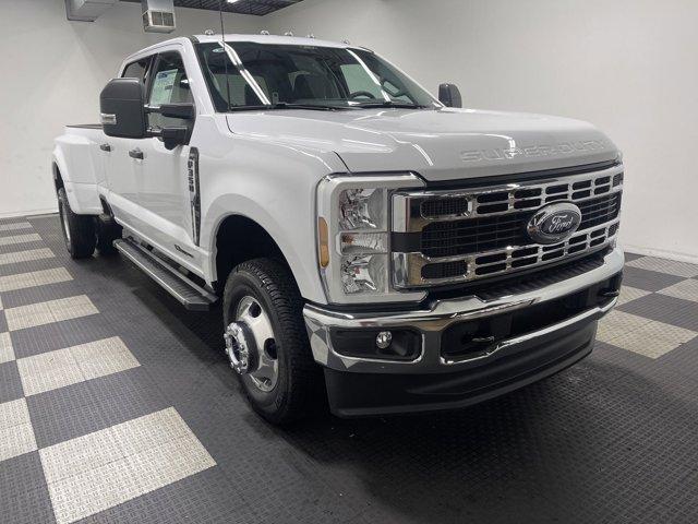 new 2025 Ford F-350 car, priced at $71,945