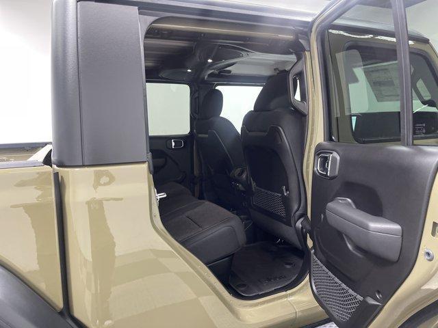 new 2025 Jeep Gladiator car, priced at $46,836