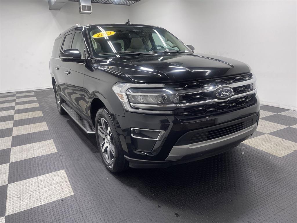used 2023 Ford Expedition Max car, priced at $40,018