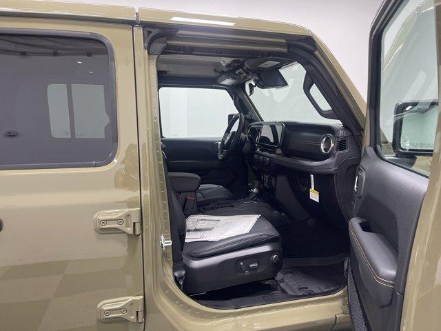 new 2025 Jeep Gladiator car, priced at $42,570