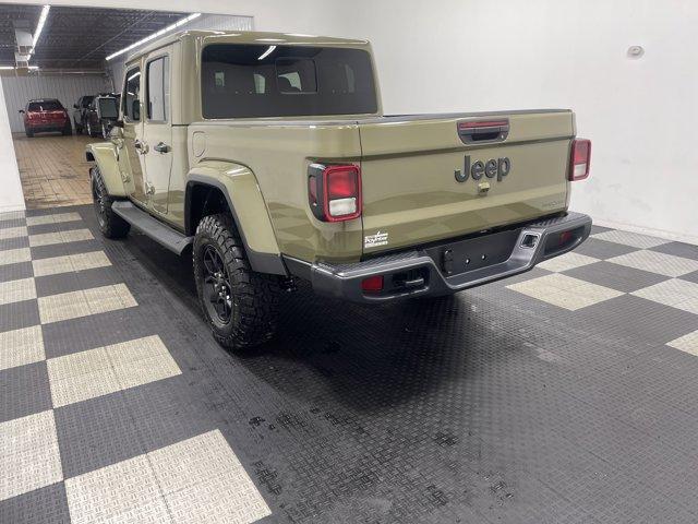 new 2025 Jeep Gladiator car, priced at $42,570