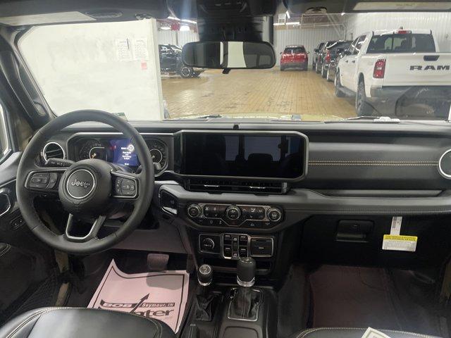 new 2025 Jeep Gladiator car, priced at $42,570