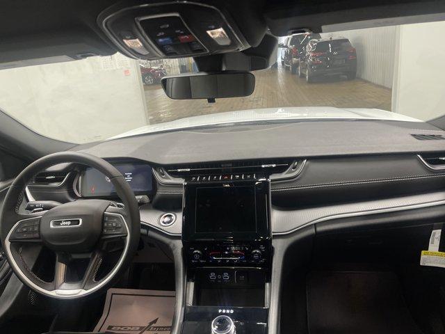 new 2025 Jeep Grand Cherokee L car, priced at $41,749