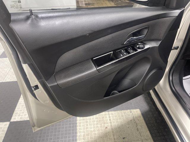 used 2014 Chevrolet Cruze car, priced at $6,635