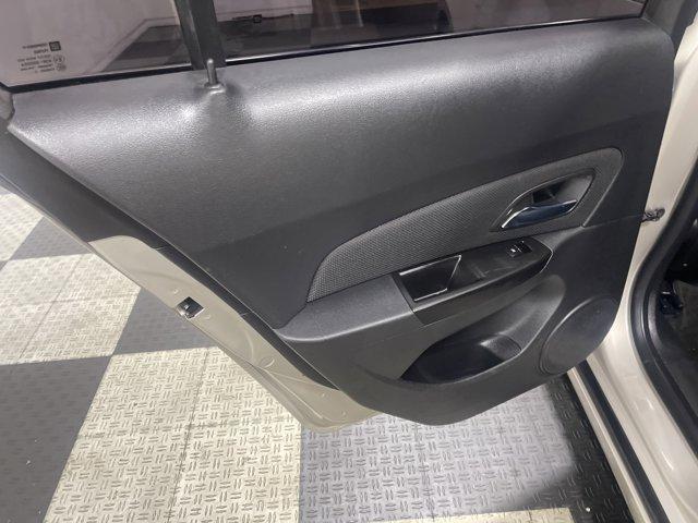 used 2014 Chevrolet Cruze car, priced at $6,635