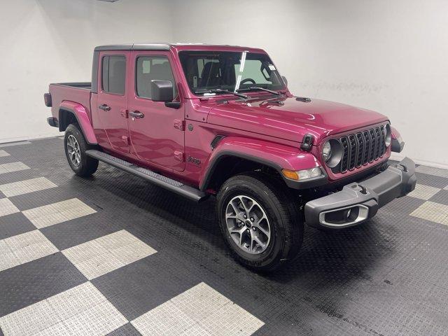 new 2024 Jeep Gladiator car, priced at $43,852