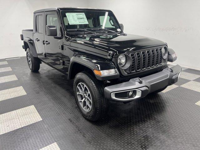 new 2024 Jeep Gladiator car, priced at $39,005