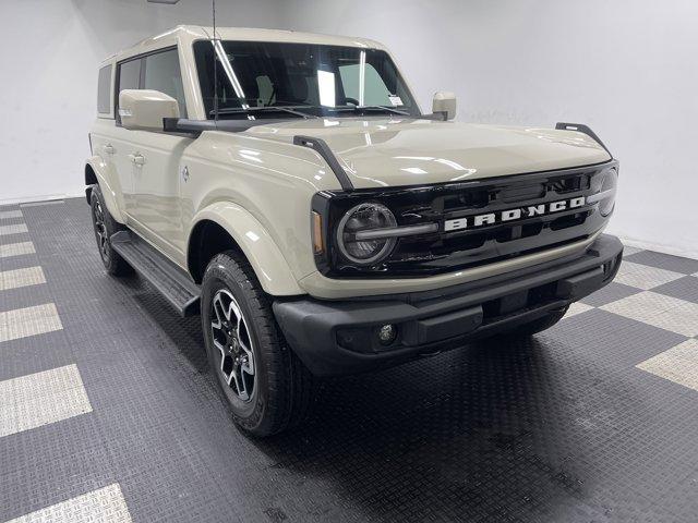 new 2025 Ford Bronco car, priced at $52,026