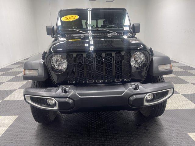 used 2023 Jeep Gladiator car, priced at $28,146