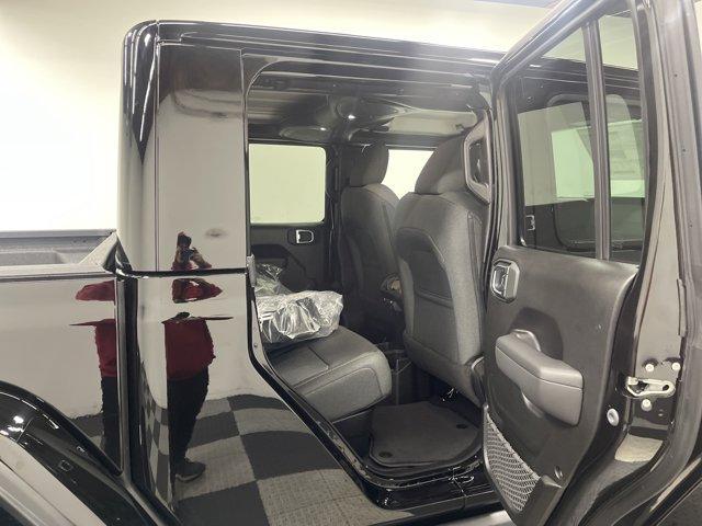 new 2025 Jeep Gladiator car, priced at $41,303