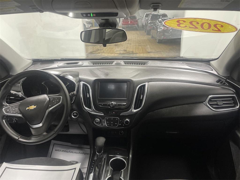 used 2023 Chevrolet Equinox car, priced at $25,170