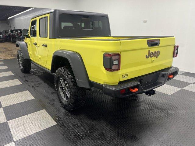 new 2024 Jeep Gladiator car, priced at $55,340