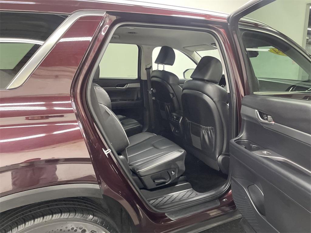 used 2024 Hyundai Palisade car, priced at $31,756