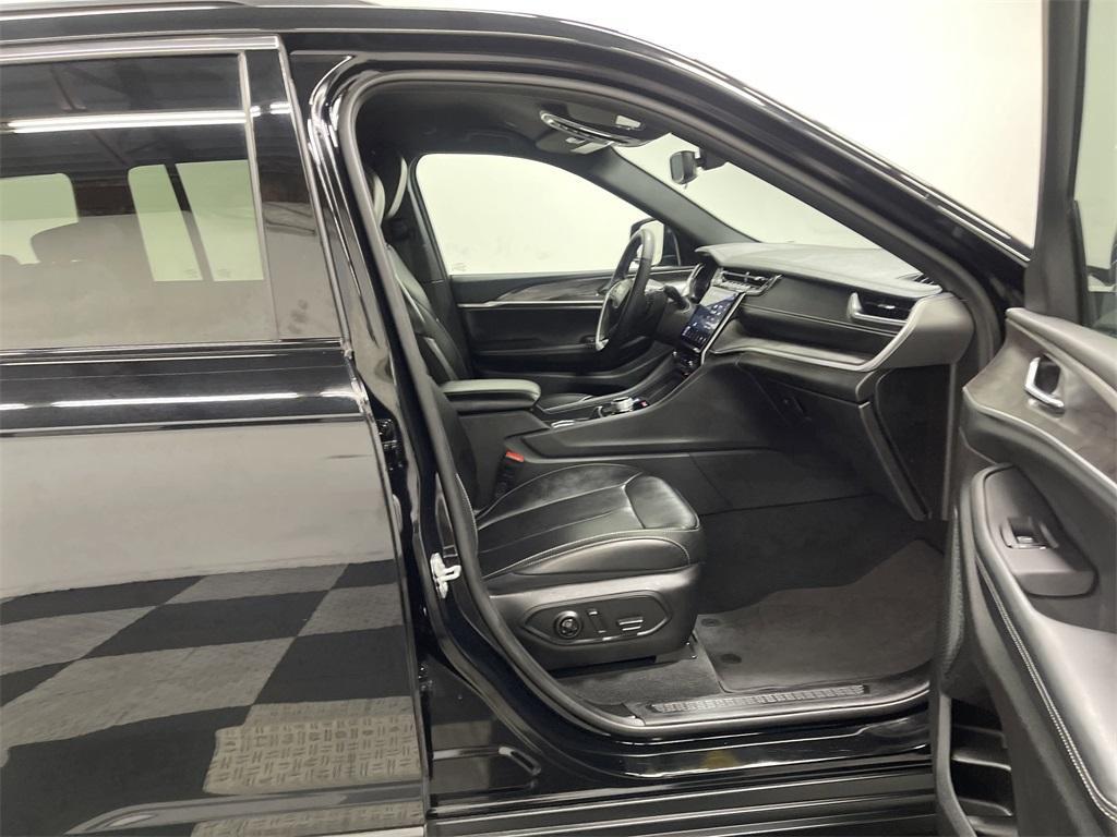 used 2024 Jeep Grand Cherokee car, priced at $36,516