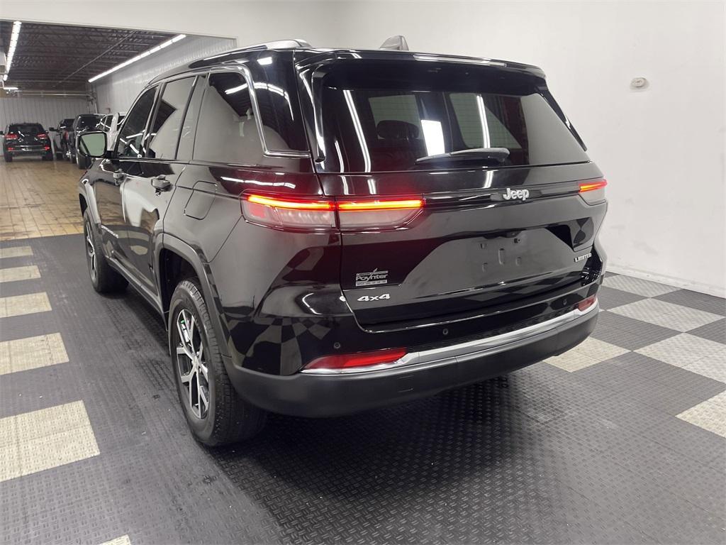 used 2024 Jeep Grand Cherokee car, priced at $36,516