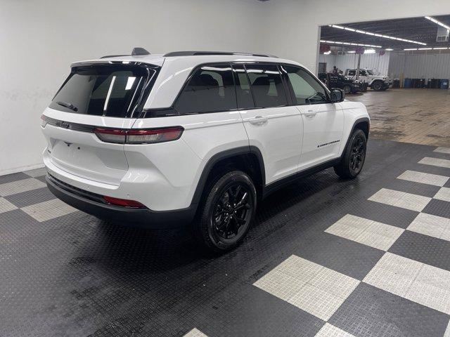 new 2024 Jeep Grand Cherokee car, priced at $38,738