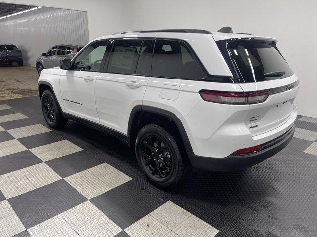 new 2024 Jeep Grand Cherokee car, priced at $43,738