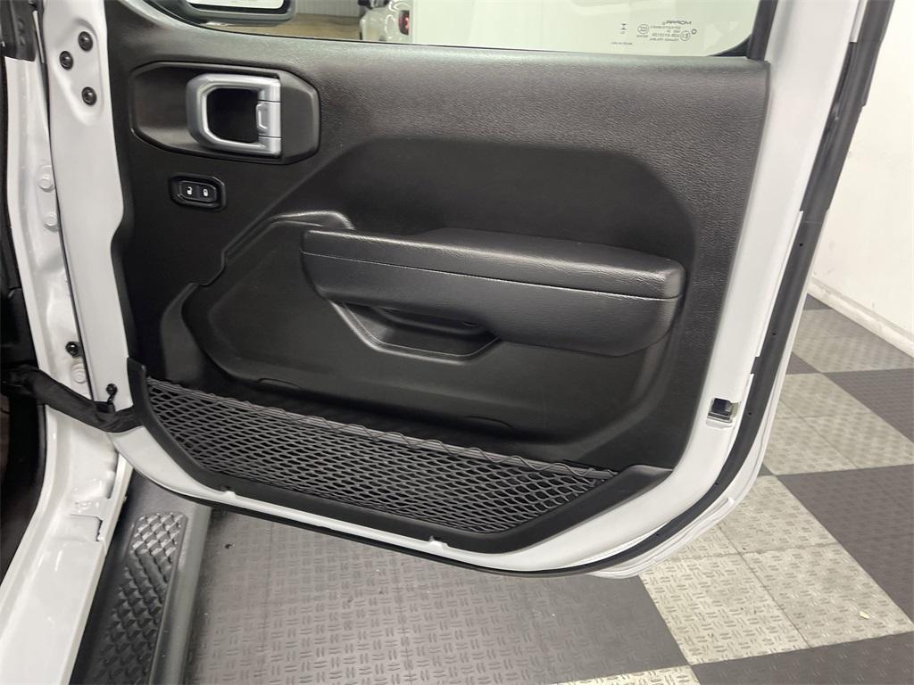 used 2024 Jeep Gladiator car, priced at $36,663