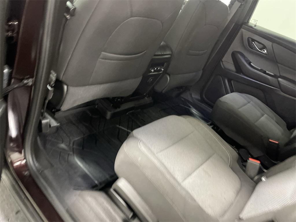 used 2023 Chevrolet Traverse car, priced at $29,472