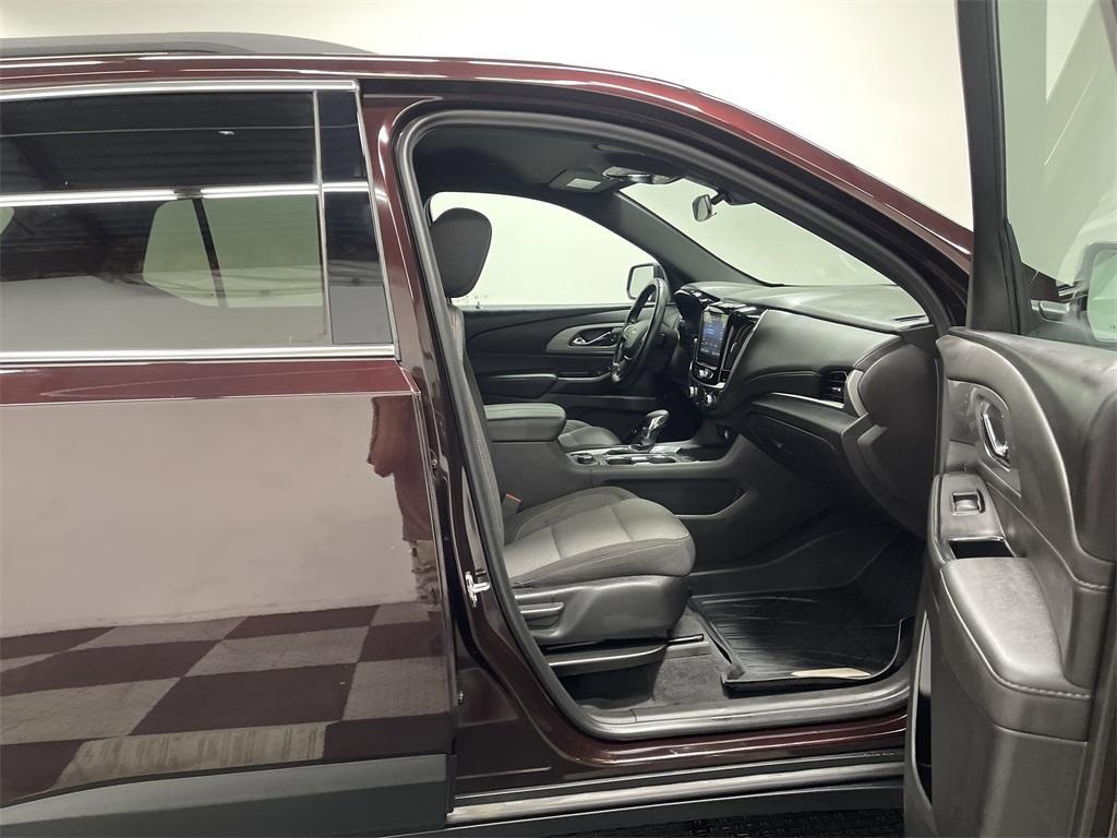 used 2023 Chevrolet Traverse car, priced at $29,472