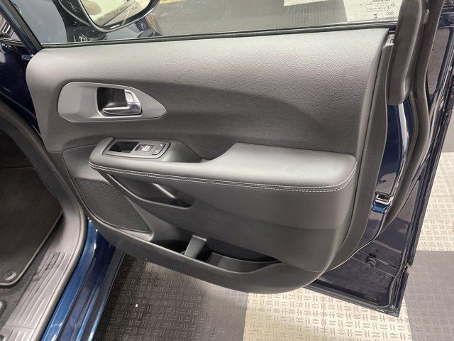 new 2025 Chrysler Pacifica car, priced at $46,612