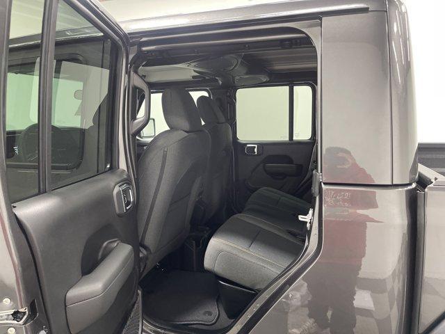 new 2025 Jeep Gladiator car, priced at $41,303