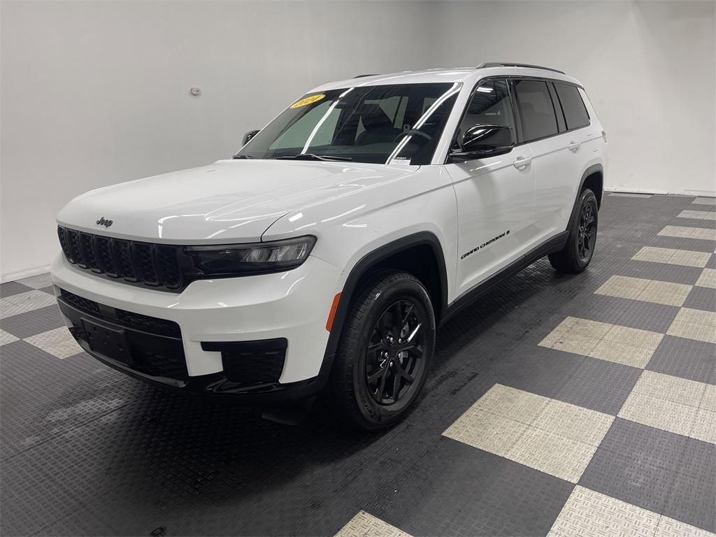 used 2024 Jeep Grand Cherokee L car, priced at $29,729