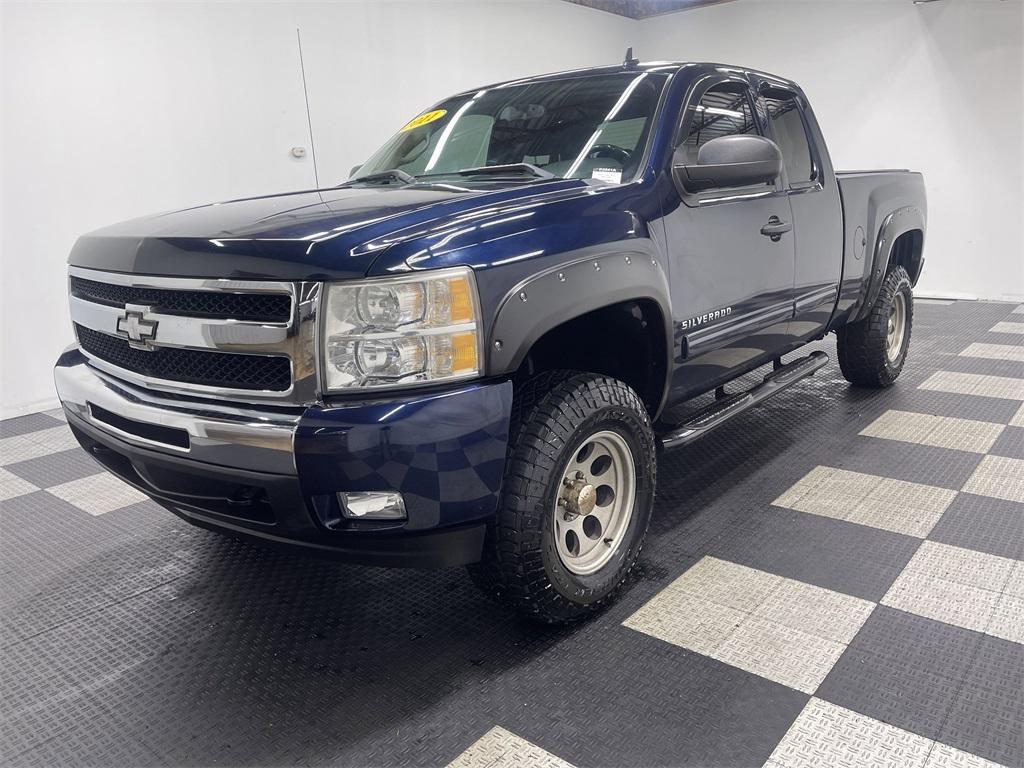 used 2011 Chevrolet Silverado 1500 car, priced at $10,732