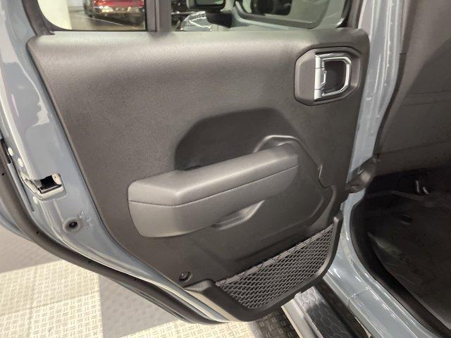 new 2025 Jeep Wrangler car, priced at $44,123