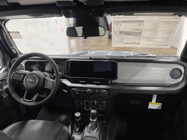 new 2025 Jeep Wrangler car, priced at $44,123