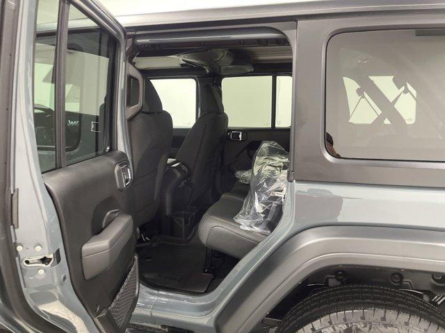 new 2025 Jeep Wrangler car, priced at $44,123